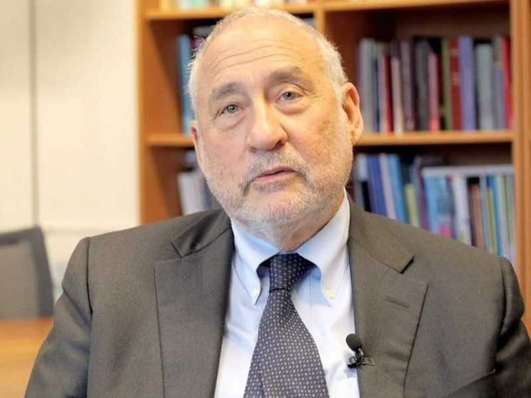 Il Nobel Stiglitz: «Il conto della guerra lo pagano i più poveri»