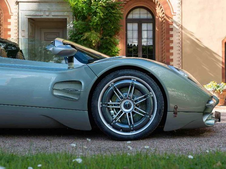 Perchè il pneumatico Pirelli che "parla" con l'auto ci rende più sicuri