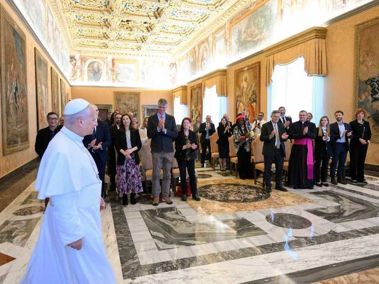 Il Papa “spiega” la sua enciclica: una nuova comprensione dell’umano nel tempo della sua eclissi