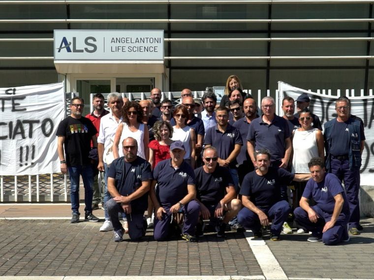 La proprietà cinese se ne va, 55 lavoratori sono senza tutele in Umbria