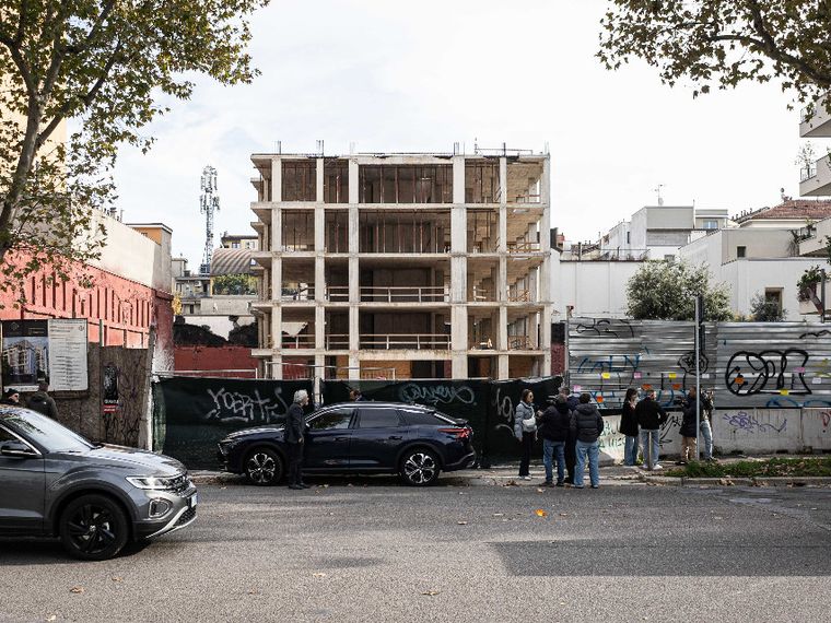 A Milano le famiglie sospese vogliono uscire dal limbo. «Caro presidente, ci aiuti»