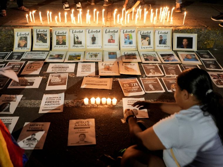 Il presidio delle mamme colombiane sul confine col Venezuela / REUTERS