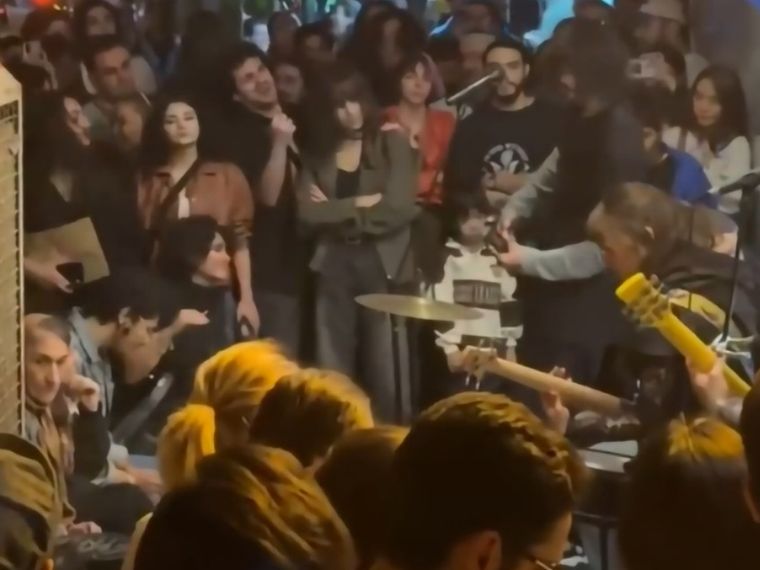 Il rock, lingua franca del dissenso degli intellettuali. Anche in Iran