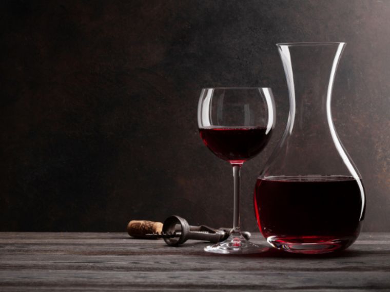 Come vino rosso, che ha bisogno di decantare