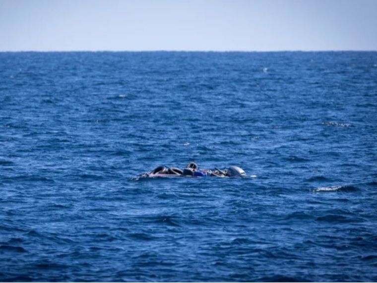 Naufragio al largo della Libia: 53 morti, ci sono anche due neonati
