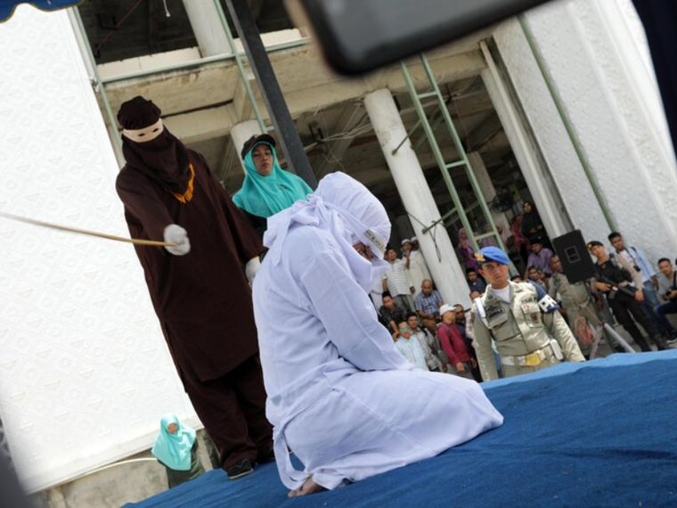 Se 140 frustate vi sembran poche?