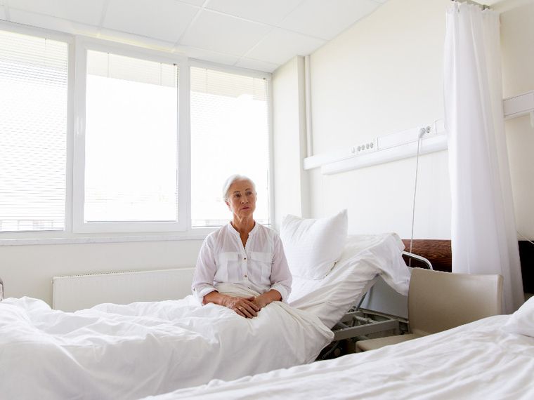 I decessi in ambito sanitario e la silenziosa strage degli anziani