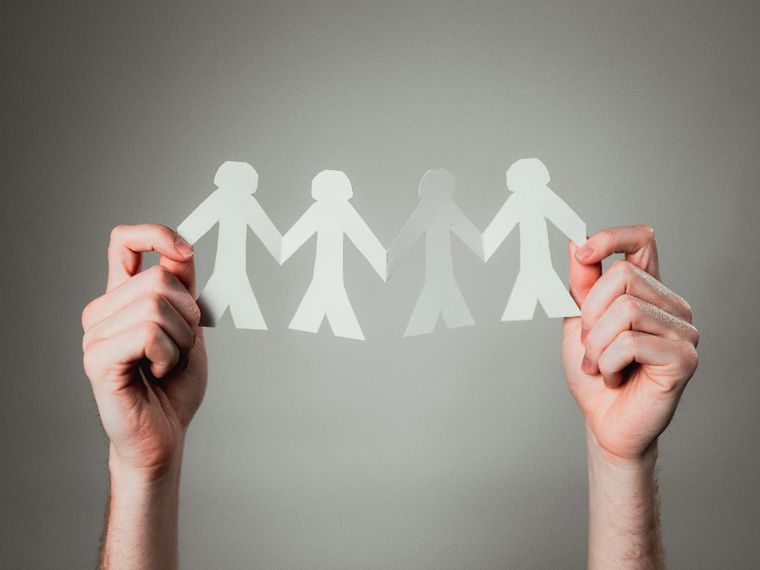 Fertilità ai minimi storici in Europa e le mamme italiane sono le più vecchie: primo figlio a 32 anni