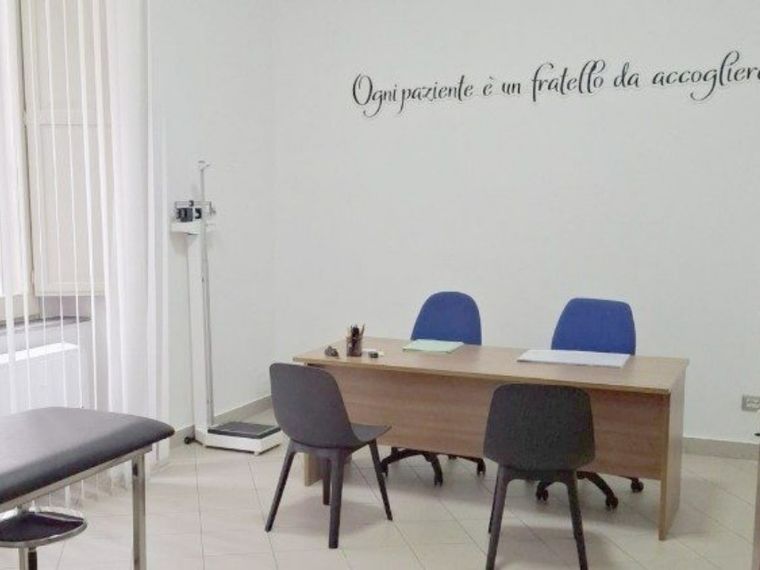 Un "ambulatorio popolare" nei locali del seminario: visite ed ecografie per i più fragili