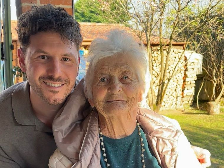 «Sono felice e ve lo racconto». La storia di Luigina, 88 anni, star dei social
