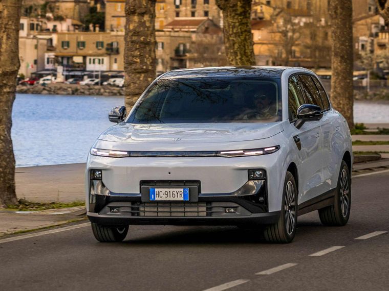 Cancellano l'ansia da ricarica: ecco come funzionano le nuove auto REEV