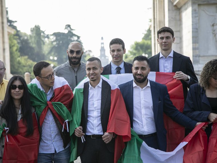 Anche per le "seconde generazioni" di destra la remigrazione è «roba da Medioevo»