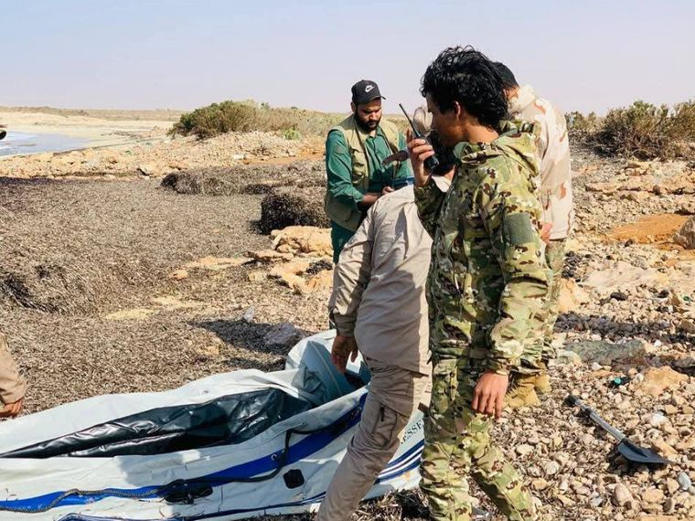 Naufragio al largo della Libia: 8 morti e 31 dispersi