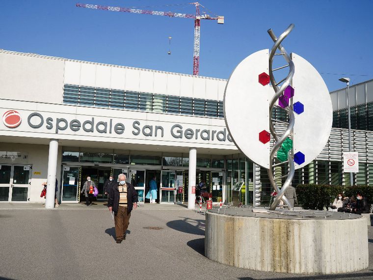 Dal Senegal a Monza: separate due gemelle siamesi unite per il capo