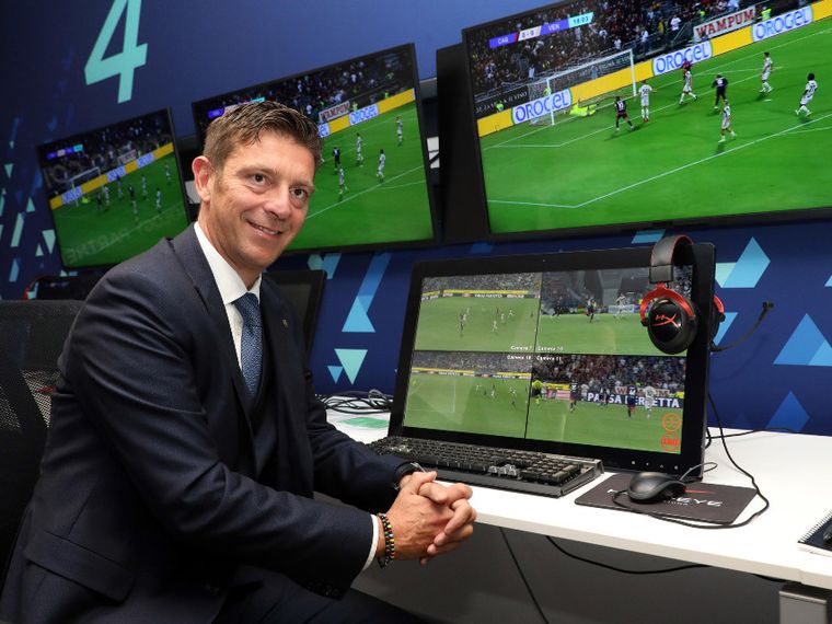 Rocchi, l'Inter e le presunte pressioni al Var: come il calcio è finito di nuovo nella bufera