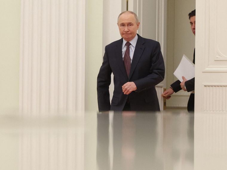 Una mini-tregua, un accordo per l'Ucraina "vicino": le promesse di Putin a Trump