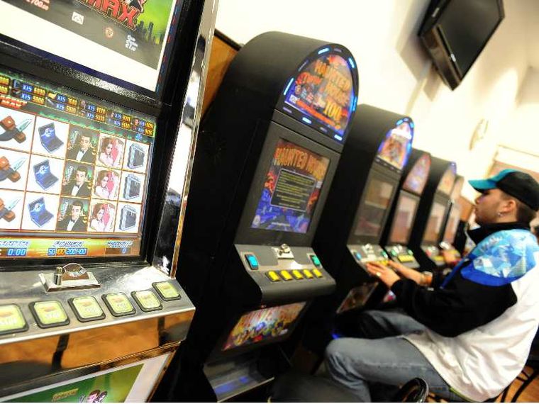 In piazza arrivano le tende contro l'azzardo: «Il vero gioco crea comunità»