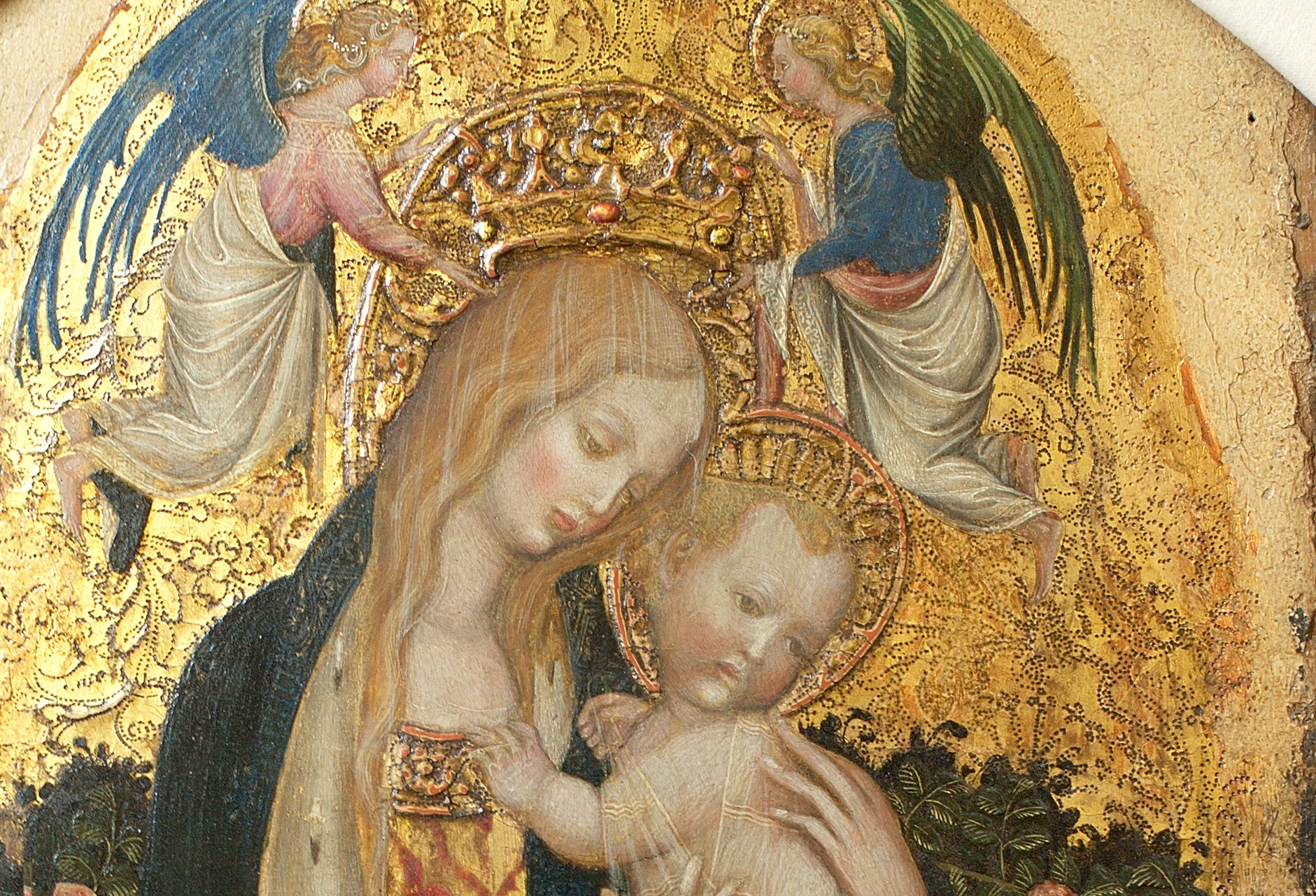 Un particolare della Madonna della quaglia di Pisanello