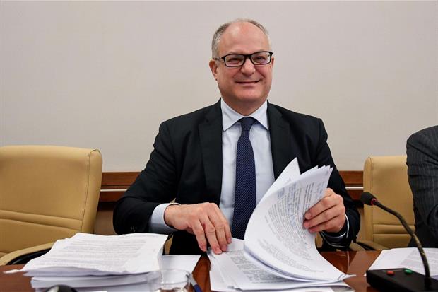 Il ministro dell'Economia Roberto Gualtieri, in audizione alla commissione Bilancio congiunta sulla Manovra al Senato il 12 novembre 2019