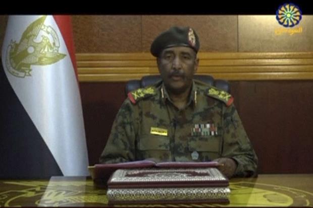 Il capo del Consiglio militare transitorio, il generale Abdel Fattah al-Burhan (Ap)