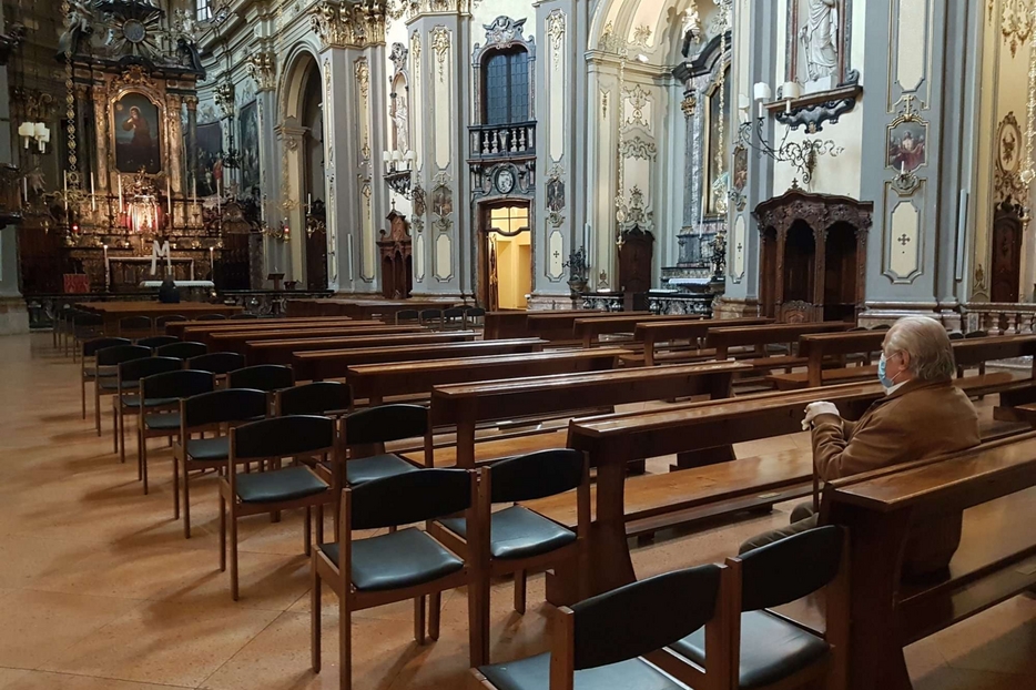 La chiesa di San Francesco di Paola fra via Manzoni e via Montenapoleone