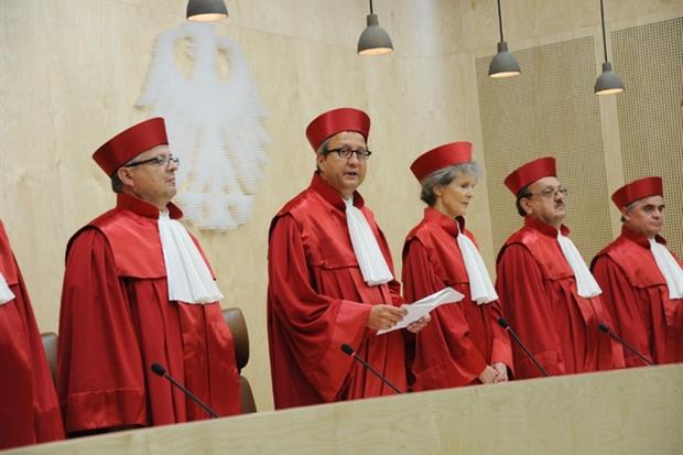Una sediuta della Corte costituzionale di  Karlsruhe
