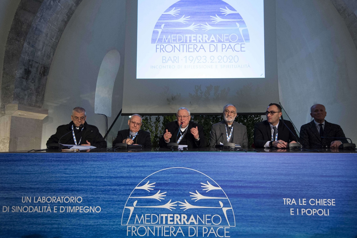 La conferenza stampa conclusiva dell'Incontro Cei sul Mediterraneo