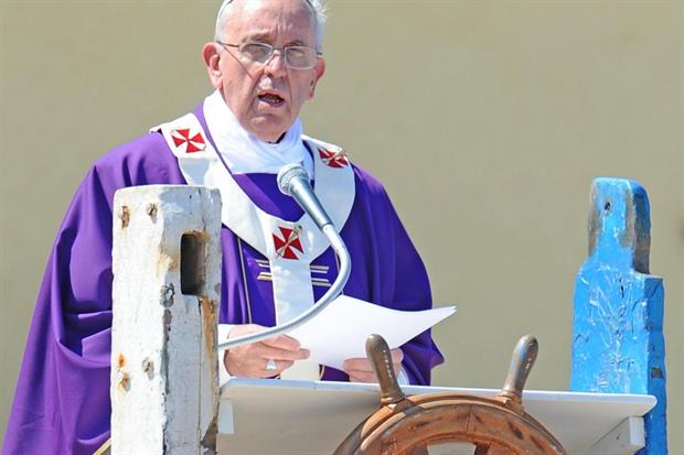 Papa Francesco celebra la Messa a Lampedusa, il 9 luglio 2013