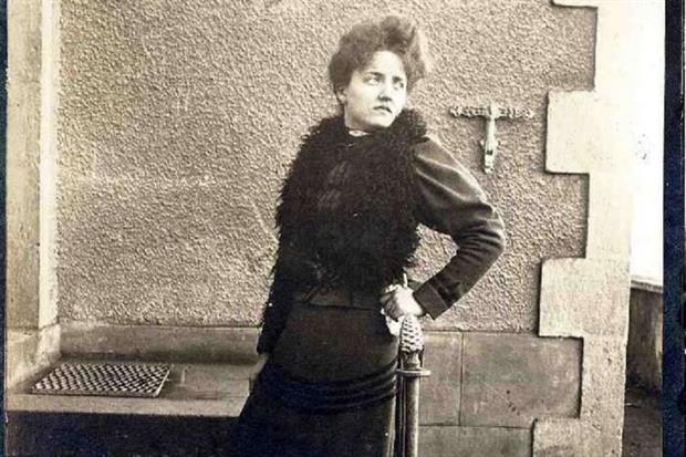 Émilie Tillion in una foto giovanile verso il 1900