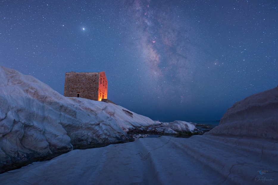 Milky Way a Punta Bianca in Sicilia