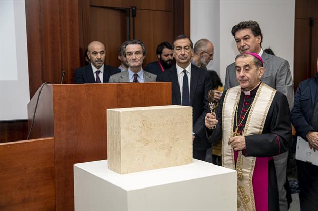 Milano: l'arcivescovo Delpini, lo scorso novembre, alla posa della prima pietra del nuovo Policlinico