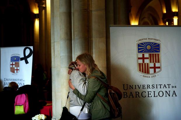 La commemorazione delle vittime a Barcellona