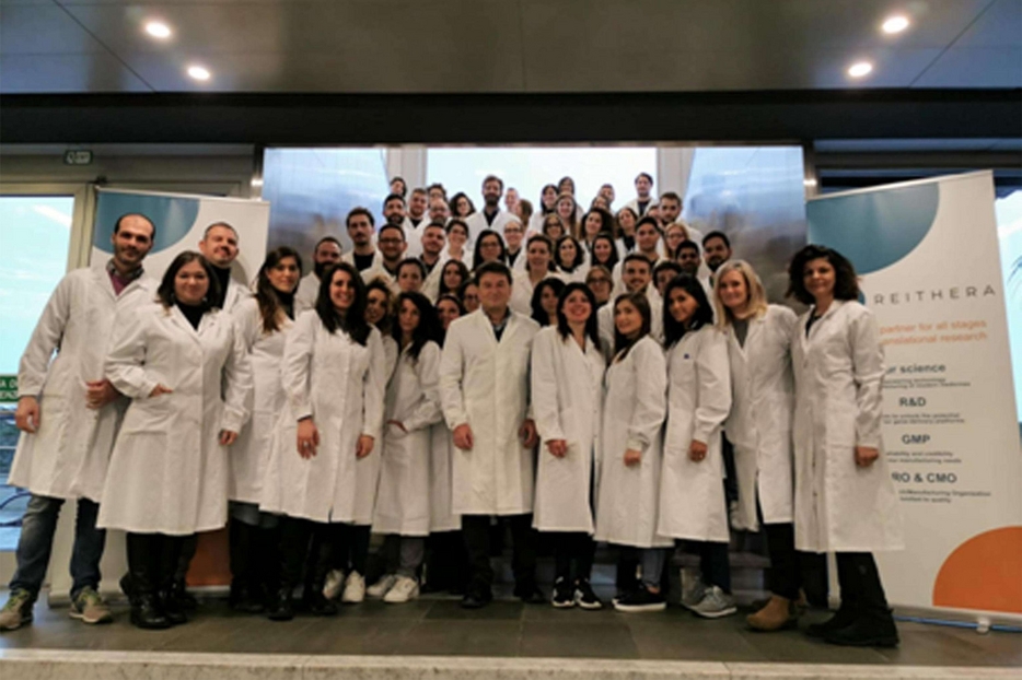 Il team di ricercatori dell'azienda biotech ReiThera, che ha sede a Castel Romano