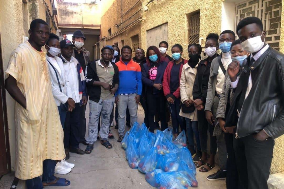 Il movimento cattolico di solidarietà studentesca consegna gli aiuti ai migranti maliani in Marocco