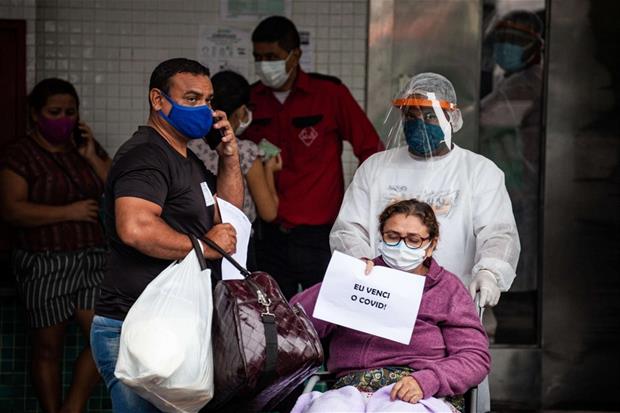 Ospedali al collasso a Manaus