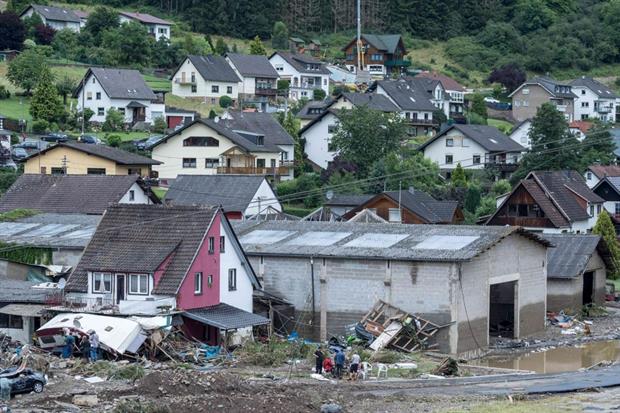 Case distrutte dalle inondazioni a Schuld nella Germania occidentale