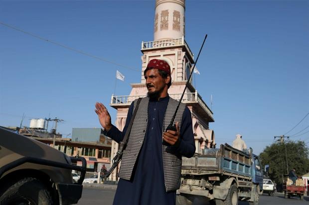 Soldato taleban a Kabul