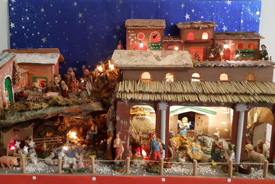 Un presepe casalingo realizzato in famiglia