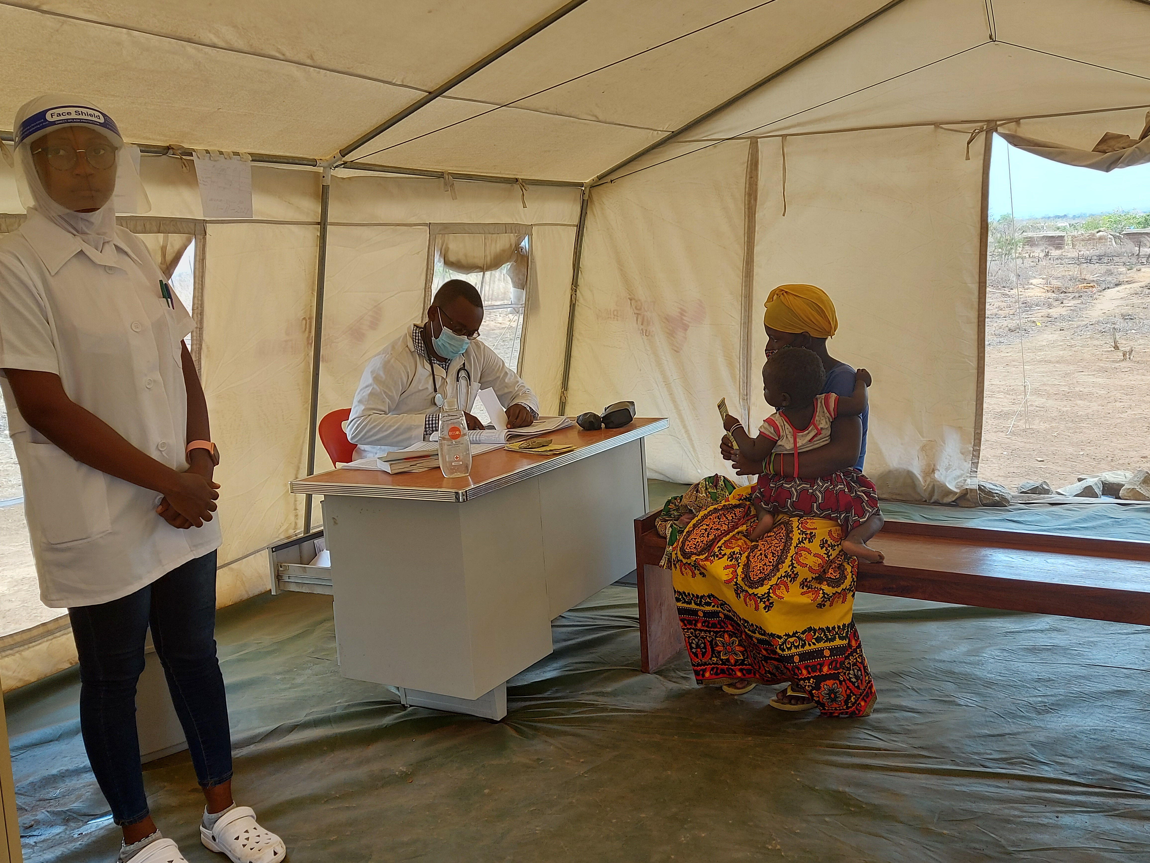 Il 'posto di salute' allestito da Medici con l'Africa Cuamm nel campo sfollati di Naminaue, a Cabo Delgado