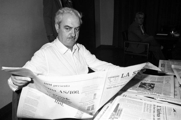 Emanuele Macaluso in una foto del 1988