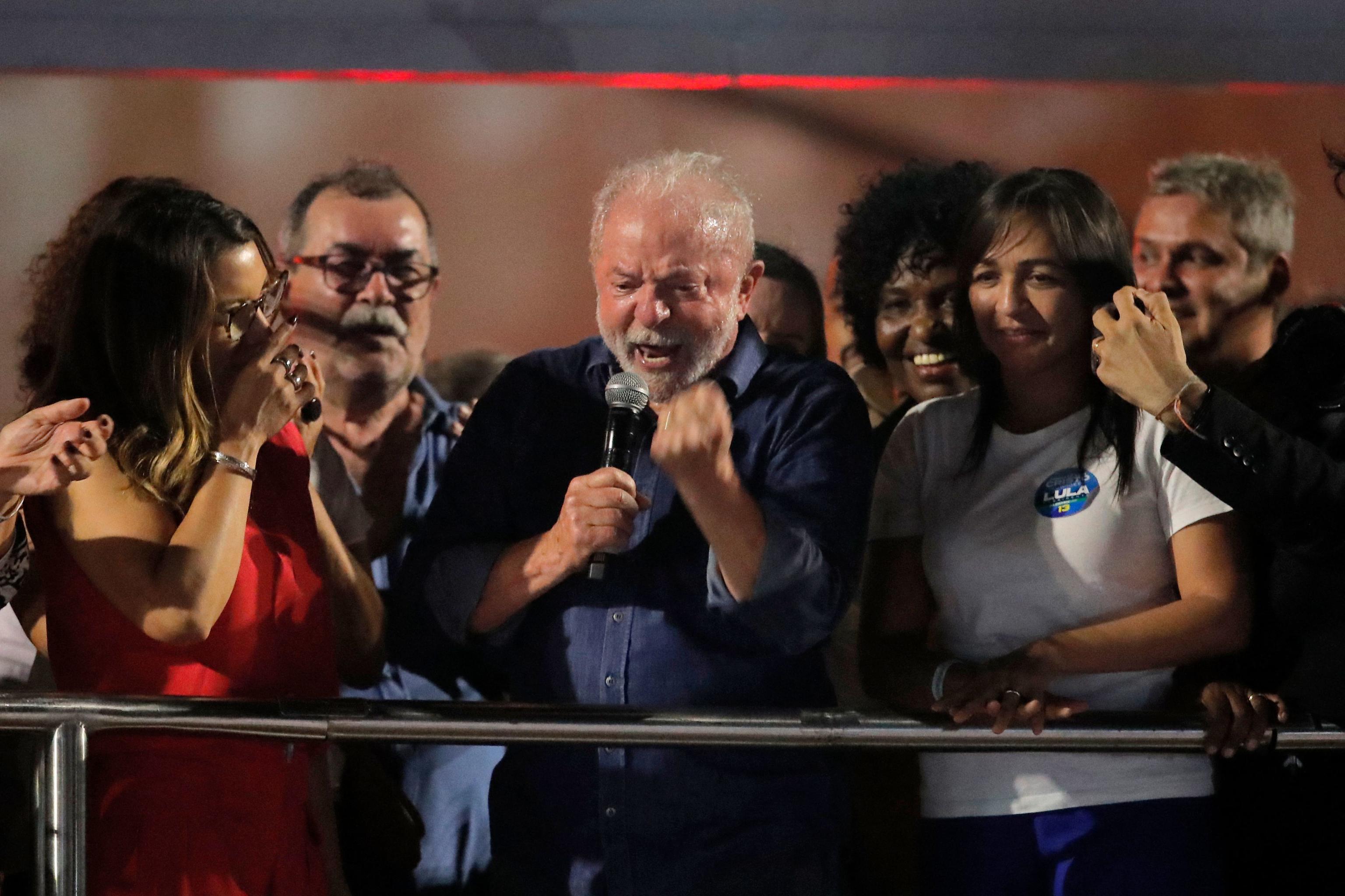 L'esultanza di Lula dopo il risultato del voto