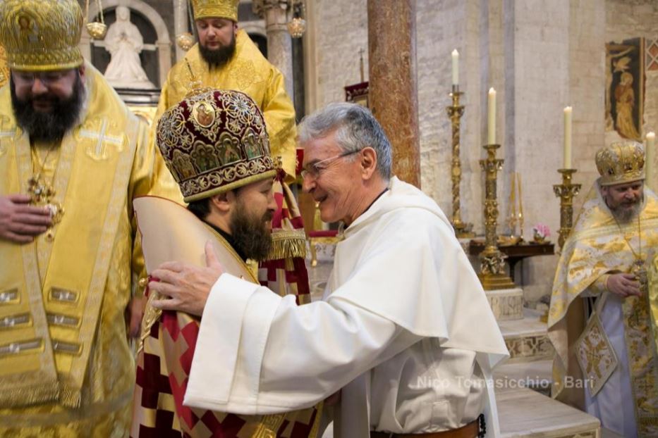 Un abbraccio ecumenico, la Basilica di San Nicola è crocevia del dialogo