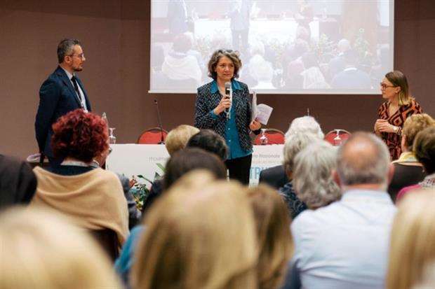 La presidente nazionale del Movimento per la Vita Marina Casini (al centro) durante il convegno
