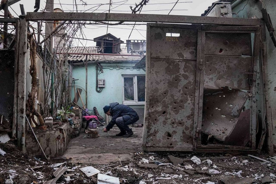 Zona residenziale di Mariupol devastata dalle bombe
