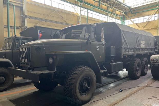 Russian military vehicles inside the area of ​​the Zaporizhzhia nuclear power plant