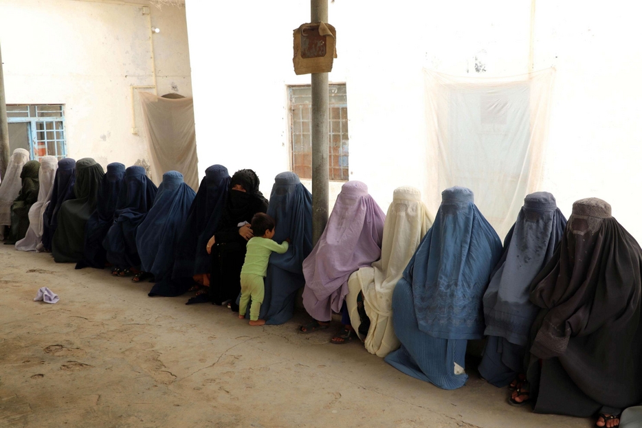 Amnesty International ha denunciato gravi diritti dei diritti umani delle donne in Afghanistan