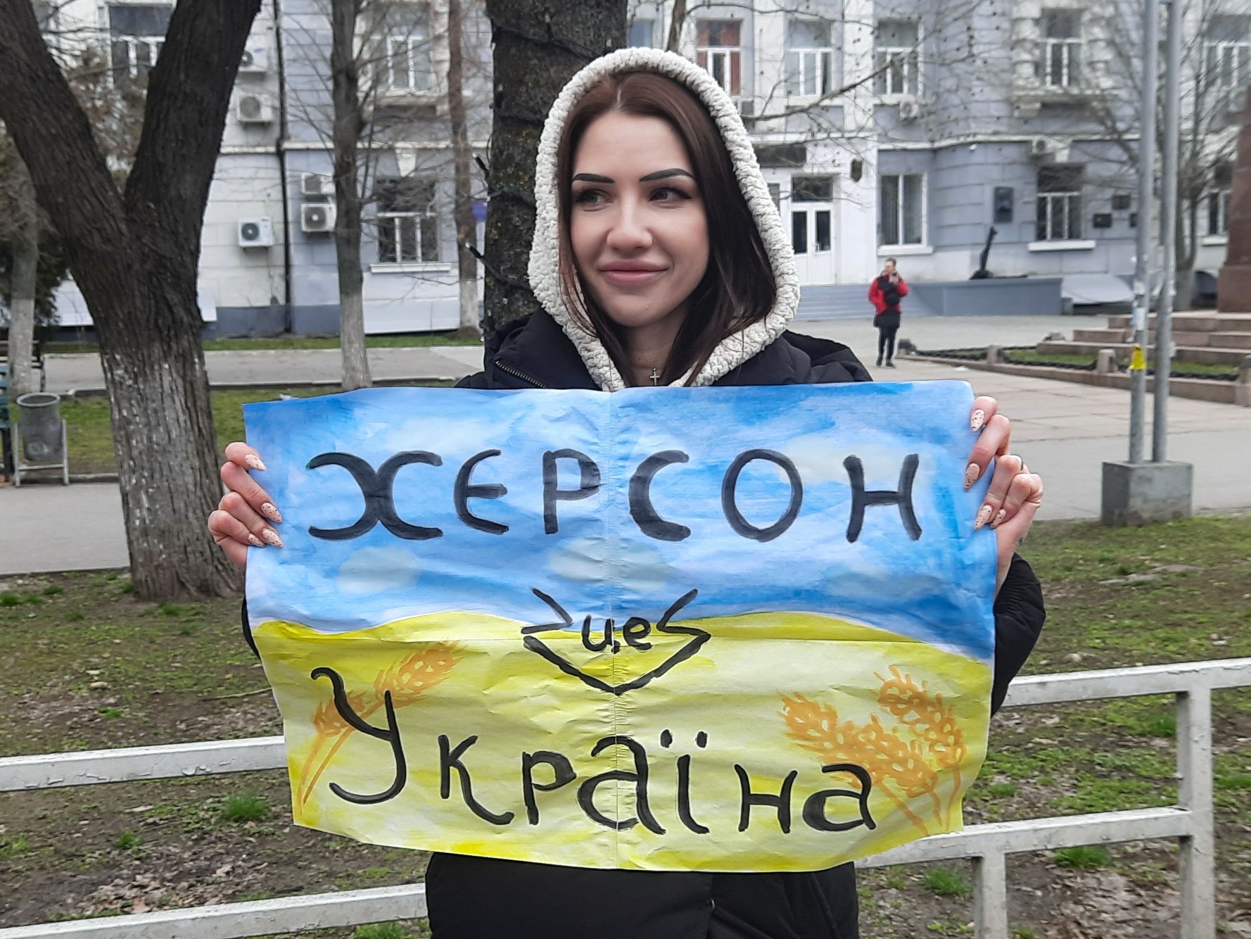 Una ragazza: 'Kherson è Ucraina'