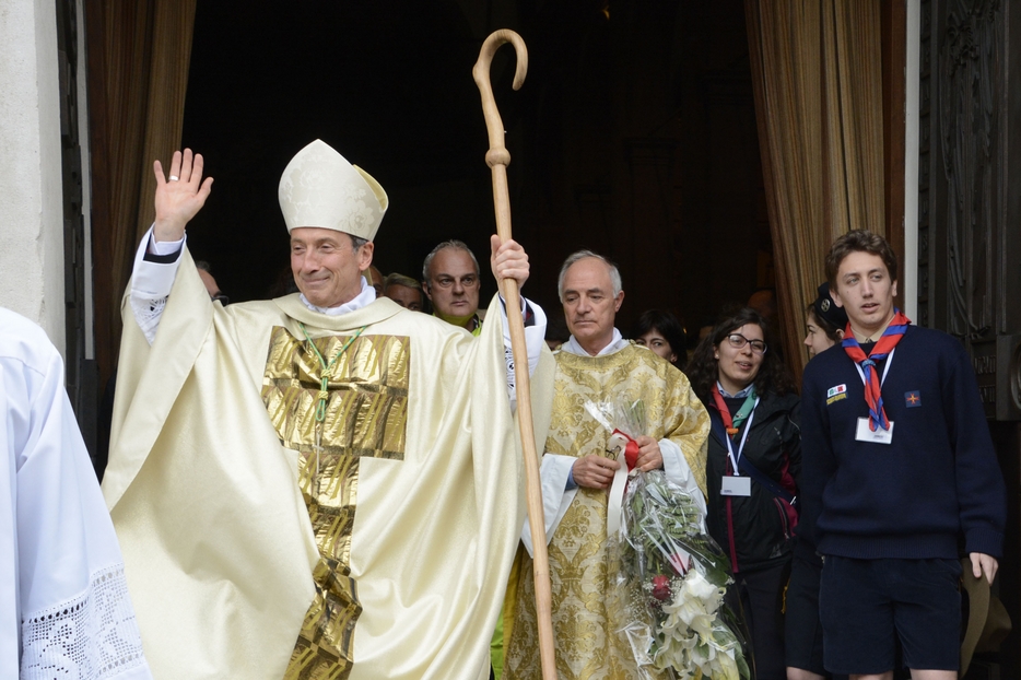 Il vescovo di Belluno-Feltre, Renato Marangoni, nel giorno del suo ingresso in diocesi