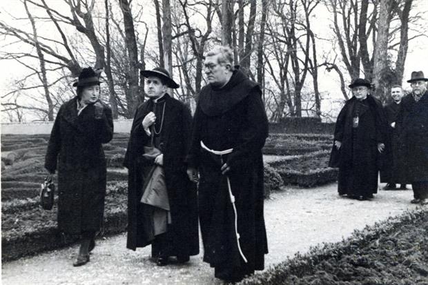 Armida Barelli con padre Agostino Gemelli e il cardinale Pizzardo
