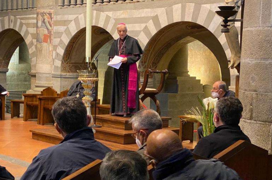 A Fiesole il vescovo Mario Meini annuncia la nomina del suo successore